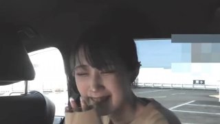小胸少女迪西·林恩被一个阳具丰满的男人狠狠地操
